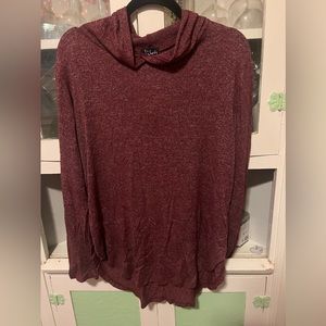 Lightweight pullover